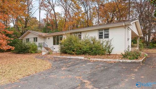 8103 Camille Dr Se, Huntsville, AL, 35802-3115 | Card Image