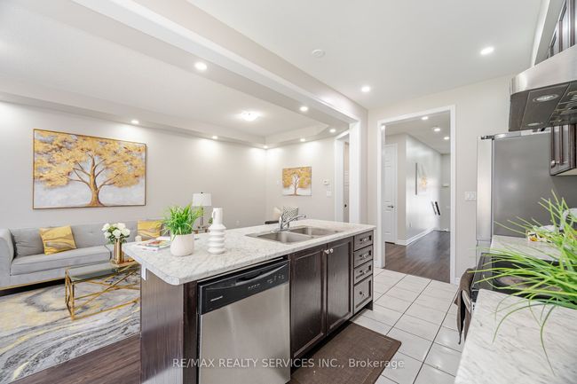 27 Phyllis Dr, House attached with 3 bedrooms, 3 bathrooms and 2 parking in Caledon ON | Image 19