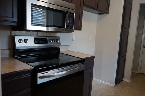 2421 Indigo Ln, Arlington, TX, 76015-1034 | Card Image