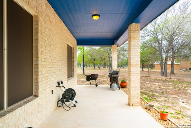 120 County Road 6867, House other with 2 bedrooms, 2 bathrooms and null parking in Natalia TX | Image 36