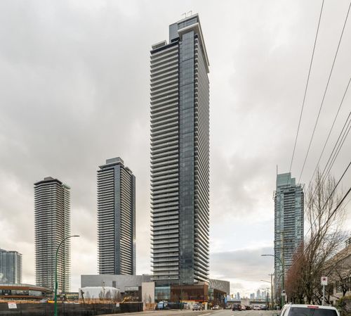 {{alt}} | Card Image