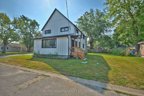lower-19 Maccabee Ave, Fort Erie, ON, L2A1C7 | Card Image