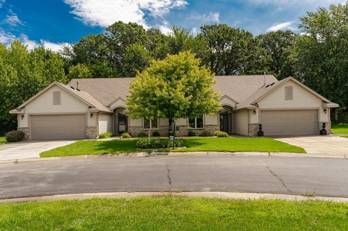 4702 Wintergreen Ln Nw, Rochester, MN, 55901-3793 | Card Image