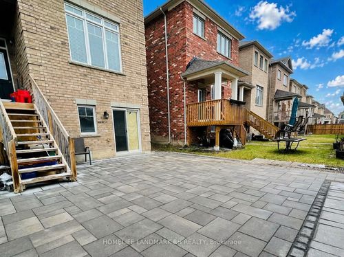 bsmt-25 Clara May Ave, East Gwillimbury, ON, L9N0R4 | Card Image