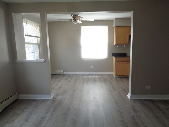 APT-1E - 9433 S 86 Th Ct, Condo with 2 bedrooms, 1 bathrooms and 1 parking in Hickory Hills IL | Image 4