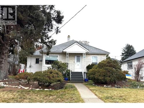 1045 Dominion Street, Kamloops, BC, V2C2Y4 | Card Image