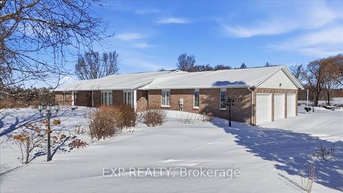 3382 Carp Rd, Carp, ON, K0A1L0 | Card Image