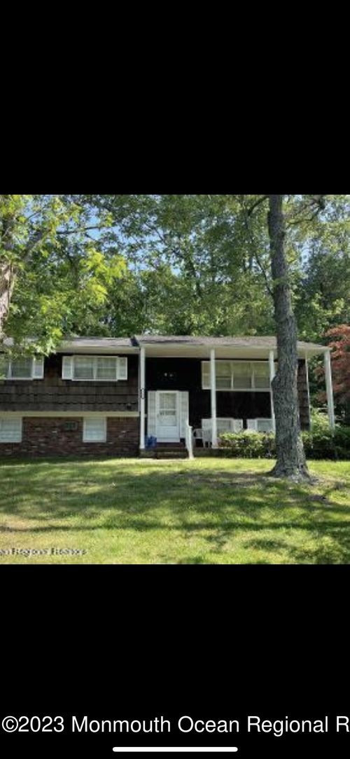 416 Brookside Ave, Oakhurst, NJ, 07755-1402 | Card Image
