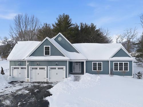 5-6-14 Mcdermott Cir, Hampton, NH, 03842-2109 | Card Image