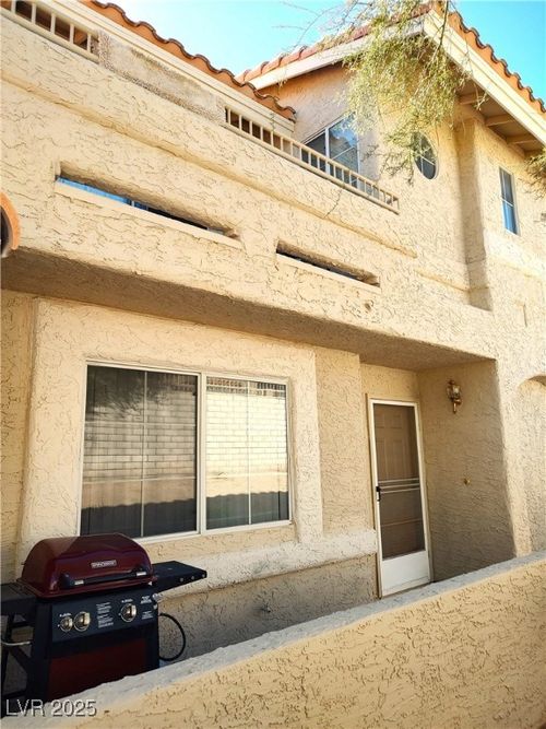 2194 Camel Mesa Dr, Laughlin, NV, 89029-1130 | Card Image