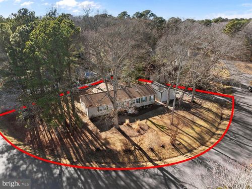12 Woods Cir, OCEAN VIEW, DE, 19970-9259 | Card Image