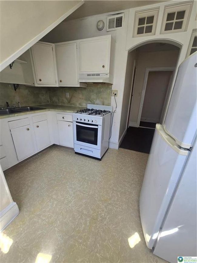 APT-3 - 687 Walnut Ave, House other with 1 bedrooms, 1 bathrooms and null parking in EASTON PA | Image 4