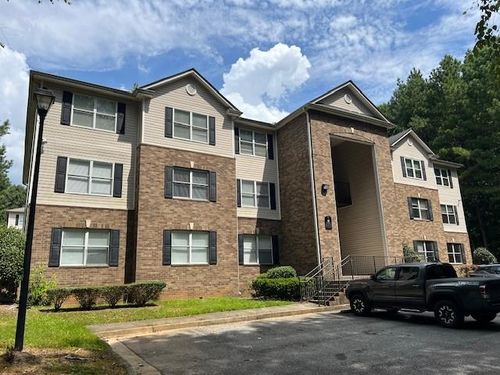 3237 Fairington Dr, Lithonia, GA, 30038-5005 | Card Image