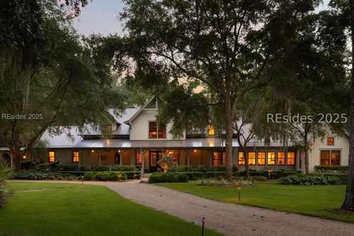 11 Headwaters Rd, Bluffton, SC, 29910-8373 | Card Image