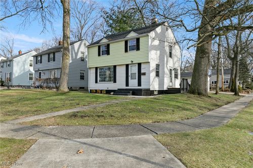 2577 Hawthorne Rd, Cuyahoga Falls, OH, 44221-2907 | Card Image