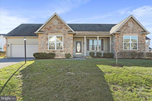 55 Pimlico Path, MARTINSBURG, WV, 25404-1679 | Card Image