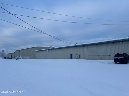 1916 S Cushman St, Fairbanks, AK, 99701-6610 | Card Image