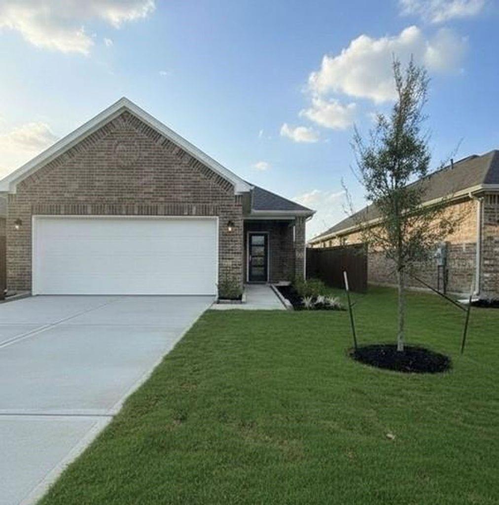 Residential in Iowa Colony