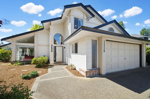 32328 Slocan Dr, Abbotsford, BC, V2T5C9 | Card Image