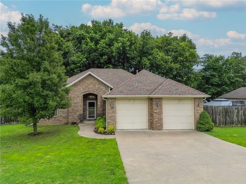 696 E Thornstone Ave, West Fork, AR, 72774-3249 | Card Image