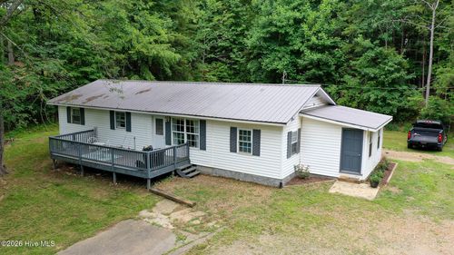 147 Lance Cove Rd, Hayesville, NC, 28904-7722 | Card Image