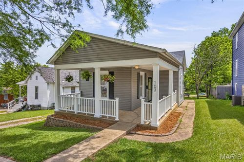 103 S 4th St, De Soto, MO, 63020-2054 | Card Image