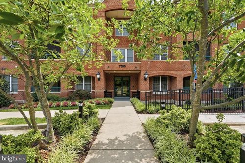 111-7055 Heritage Hunt Dr, GAINESVILLE, VA, 20155-3193 | Card Image