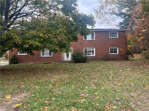 apt-2-476 Graham Rd, Cuyahoga Falls, OH, 44221-1338 | Card Image