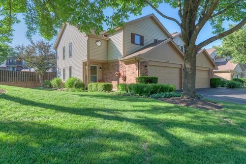 312 Cromwell Ct, Westmont, IL, 60559-2694 | Card Image