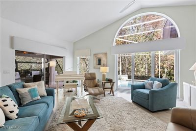 Huge family room overlooking pool and preserve. | Image 3