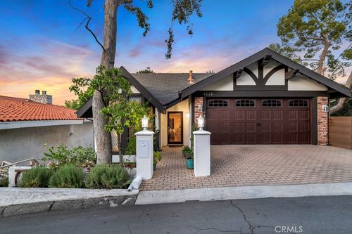4212 Alhama, Woodland Hills, CA, 91364 | Card Image