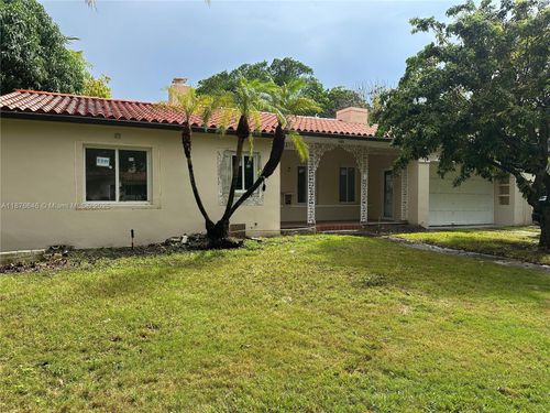 1042 Ne 95th St, Miami Shores, FL, 33138-2548 | Card Image