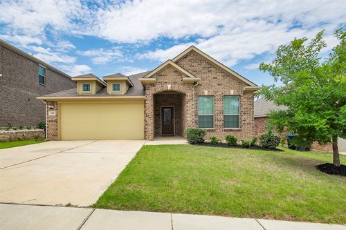 220 Ridgeland Oaks Dr, Fort Worth, TX, 76120-1751 | Card Image
