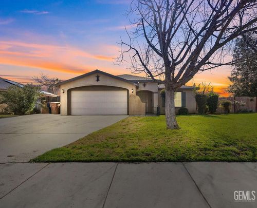 3817 Harris Rd, Bakersfield, CA, 93313-3539 | Card Image