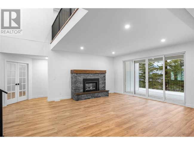 17 - 3100 Kicking Horse Dr, House other with 7 bedrooms, 6 bathrooms and 7 parking in Kamloops BC | Image 18