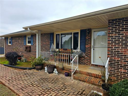 103 Princess Ave, Anderson, SC, 29621-7325 | Card Image