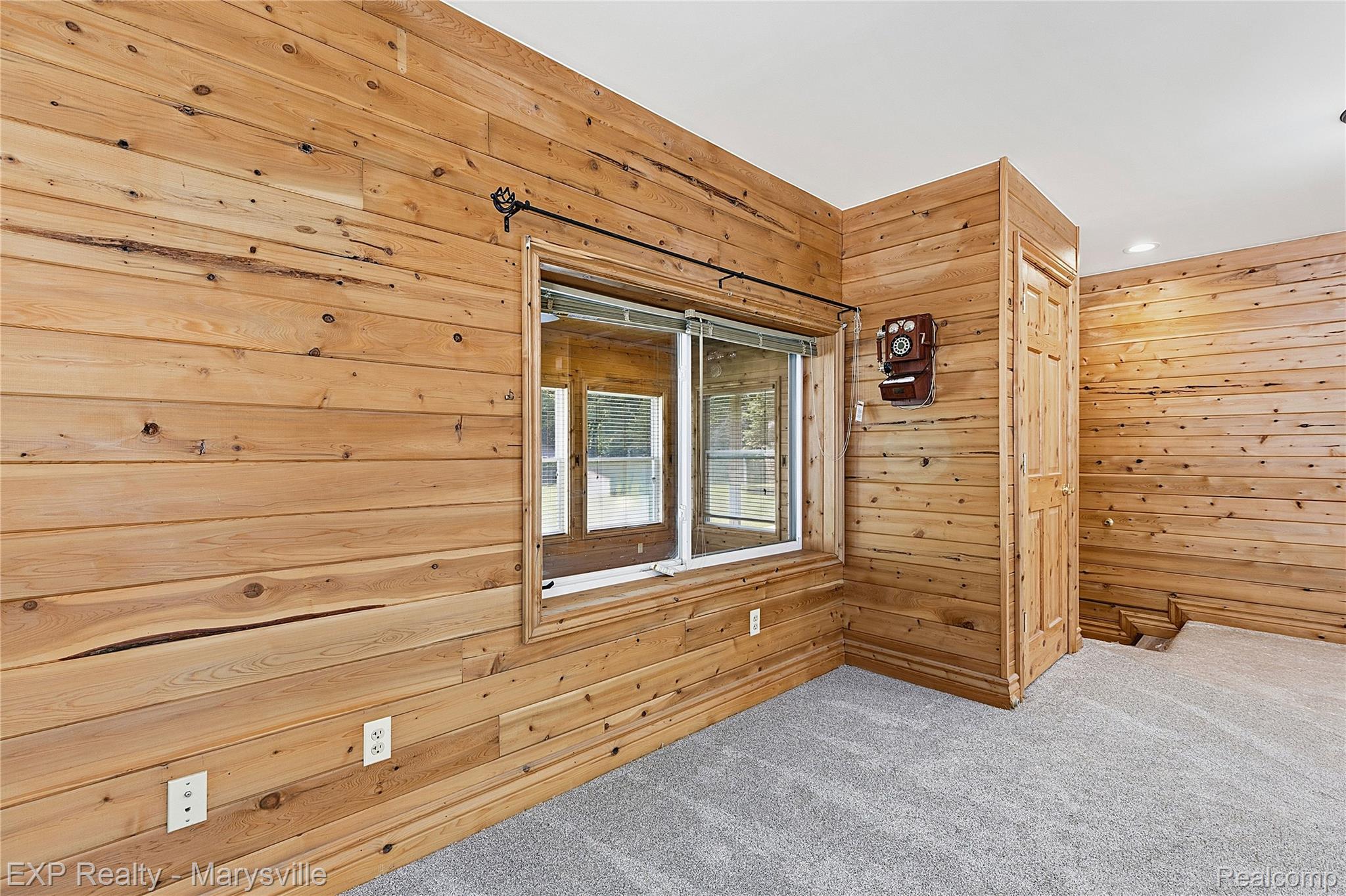 Residential in Yale 4