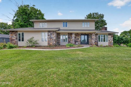 102 Sandpiper Cir, Kingsport, TN, 37663-2836 | Card Image