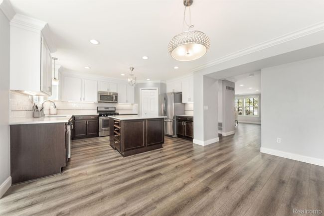 8354 Crab Apple Trl, House other with 4 bedrooms, 3 bathrooms and null parking in Dexter MI | Image 17