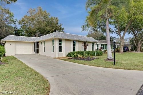 8-265 Yorkshire Ct, NAPLES, FL, 34112-0228 | Card Image