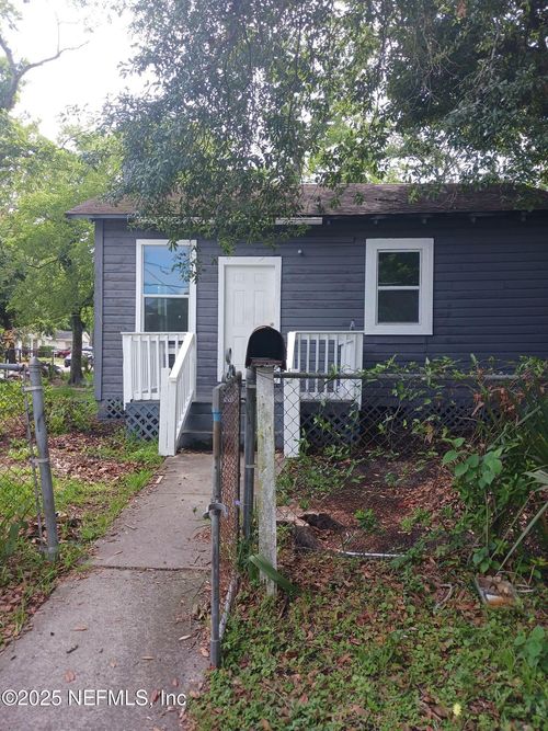 3323 Stuart St, Jacksonville, FL, 32209-4348 | Card Image