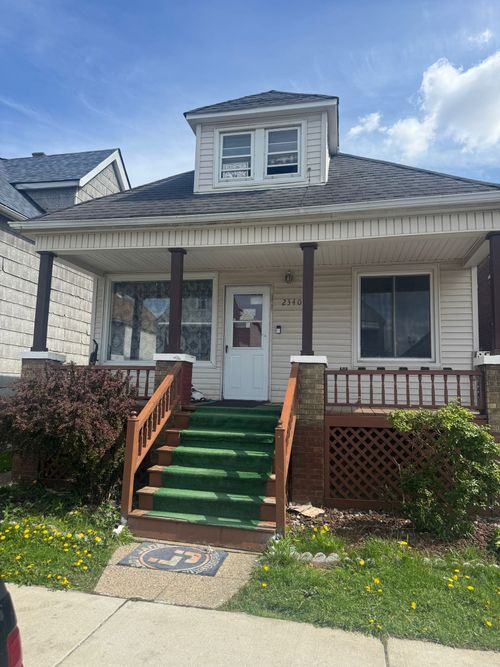 2340 Commor St, Hamtramck, MI, 48212-2936 | Card Image