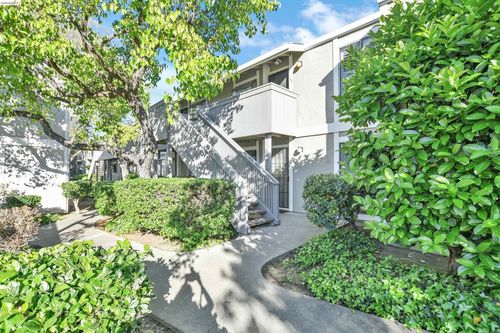 900 Southampton 142, Benicia, CA, 94510 | Card Image