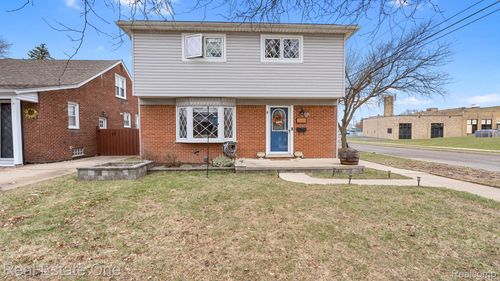 2515 15th St, Wyandotte, MI, 48192-4417 | Card Image