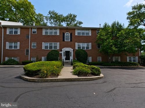 apt-c2-802 South Ave, SECANE, PA, 19018-4423 | Card Image