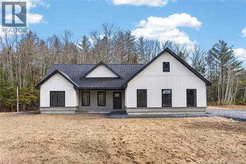 22 Kors Lane, Lower St Marys, NB, E3A5V6 | Card Image