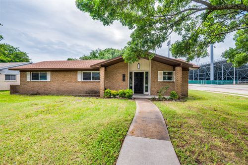 100 High School Dr, Waxahachie, TX, 75165-1408 | Card Image