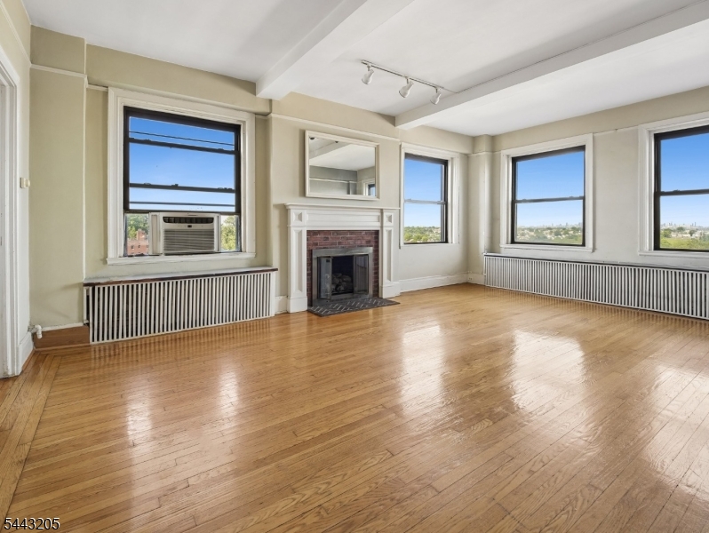 Residential in Newark City 2