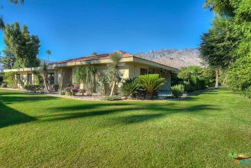 2264 Oakcrest Dr, Palm Springs, CA, 92264-5021 | Card Image