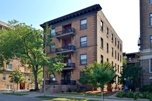 apt-4-1401 Willow St, Minneapolis, MN, 55403-2253 | Card Image